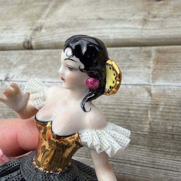 Dresden porcelain lace Spanish/carmen dancer vintage - Picture 2 of 14